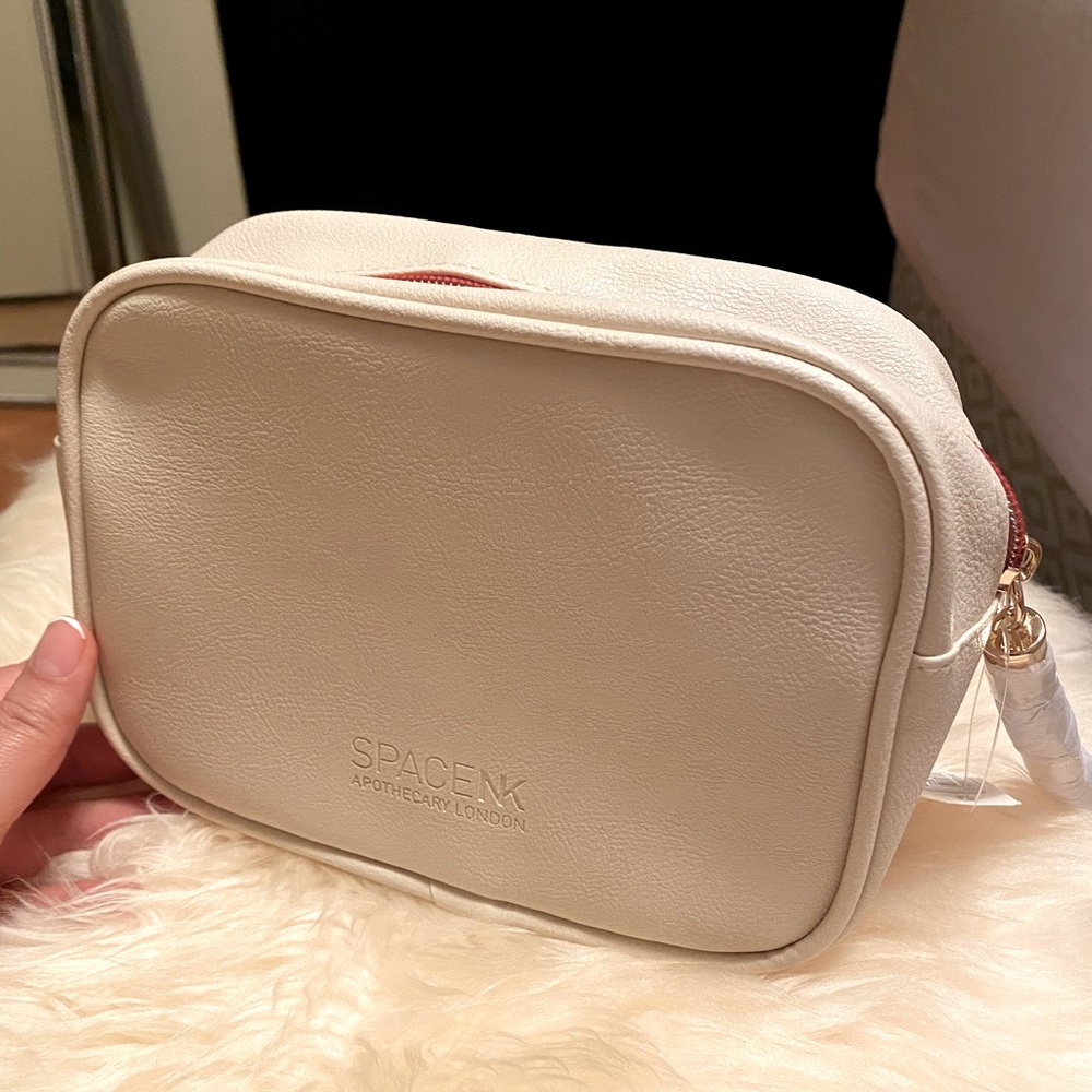 SpaceNK cosmetic bag (beige)